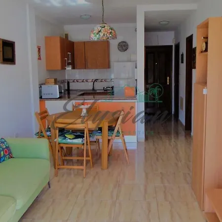 Tenerife Sur Junto A La Playa Con Piscina * بالم مار